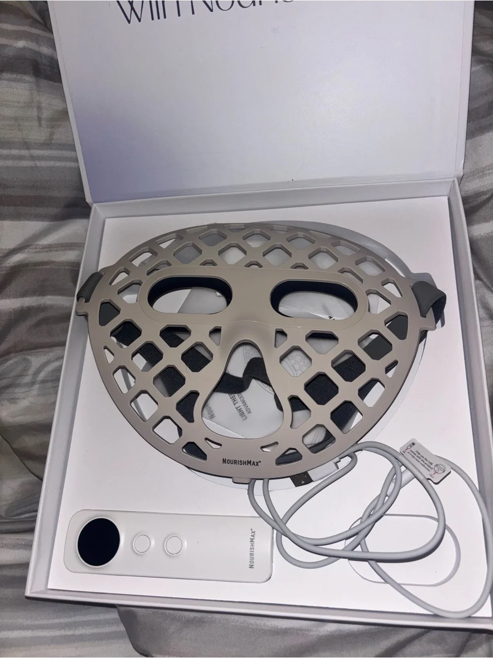 Nourishmax light therapy face mask